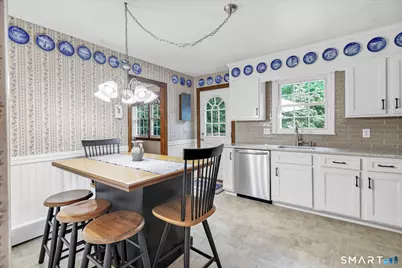 35 Nutmeg Lane, Shelton, CT 06484 - Photo 13