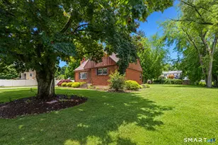 7 Olson Ave, Cromwell, CT 06416 - Photo 3