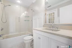 2435 Bedford St, Stamford, CT 06905 - Photo 13