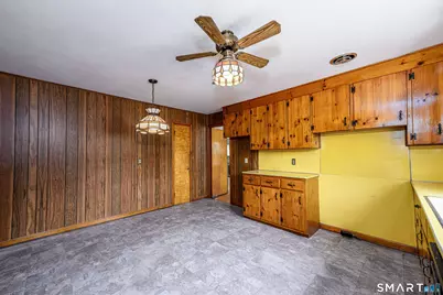 106 Bryden Terrace, Hamden, CT 06517 - Photo 17