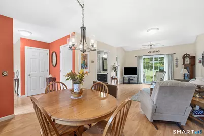 103 Wyndemere Court, South Windsor, CT 06074 - Photo 7