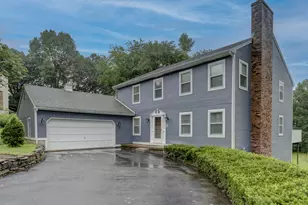 137 Hollyberry Ln, Plainville, CT 06062 - Photo 1