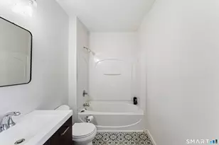 653 Winchester Ave, New Haven, CT 06511 - Photo 11