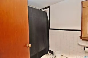 64 St Andrew Ave, East Haven, CT 06512 - Photo 13