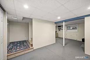 62 Crestview Dr, Newington, CT 06111 - Photo 35