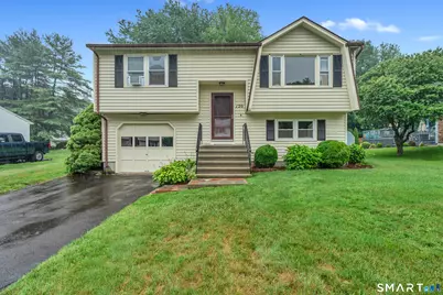 120 Fairway Drive, Meriden, CT 06450 - Photo 1