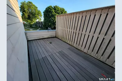 225 West Walk #225, West Haven, CT 06516 - Photo 17