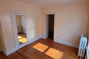 23 Sharon St, Hartford, CT 06112 - Photo 9