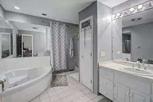 1192 Paradise Ave, Hamden, CT 06514 - Photo 21