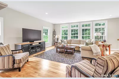 4 Founders Way, Monroe, CT 06468 - Photo 5