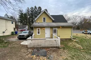 85 Stillson Rd, Waterbury, CT 06705 - Photo 7