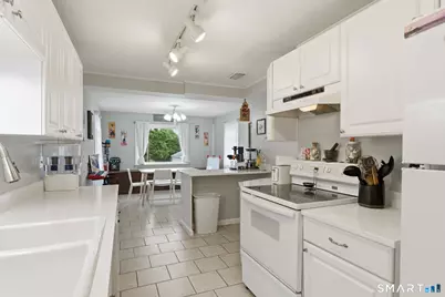 10 Miller Avenue, Waterford, CT 06375 - Photo 17