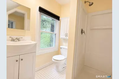 5 Florence Street, West Haven, CT 06516 - Photo 17