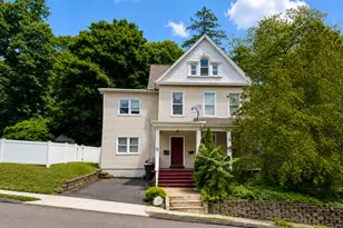 5 Florence St, West Haven, CT 06516 - Photo 1