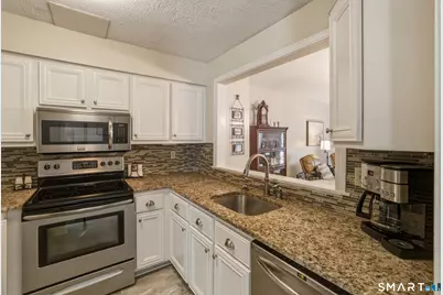 51 Brentwood Drive #51, Wallingford, CT 06492 - Photo 5