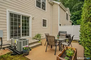 17 Parkwoods Dr, Norwich, CT 06360 - Photo 27
