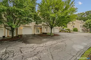 17 Parkwoods Dr, Norwich, CT 06360 - Photo 3