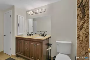 10 Valley Run Dr, Cromwell, CT 06416 - Photo 15