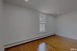 24 Bond St, Hartford, CT 06114 - Photo 21