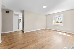 110 Minturn Rd, Bridgeport, CT 06606 - Photo 3