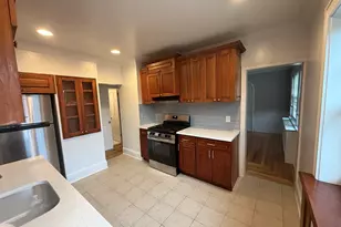 293 Beechmont Ave, Bridgeport, CT 06606 - Photo 5