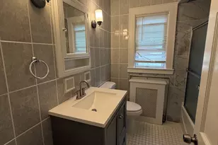 293 Beechmont Ave, Bridgeport, CT 06606 - Photo 7
