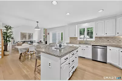 16 Founders Way, Monroe, CT 06468 - Photo 11