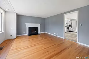 39 Whiteside St, Newington, CT 06111 - Photo 3