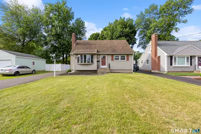 39 Whiteside Street, Newington, CT 06111 - Photo 1