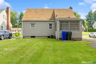 39 Whiteside St, Newington, CT 06111 - Photo 29
