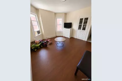 137-139 Babcock Street, Hartford, CT 06106 - Photo 17