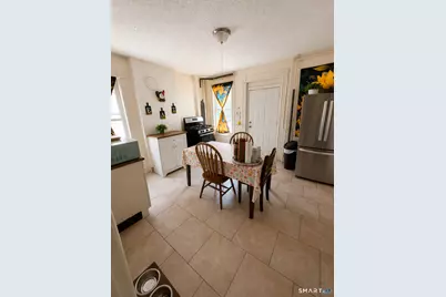 137-139 Babcock Street, Hartford, CT 06106 - Photo 7