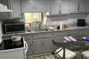 23 Mechanic St, Killingly, CT 06239 - Photo 5