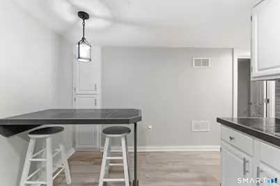 9 Hunters Road #Apt B, Norwich, CT 06360 - Photo 11
