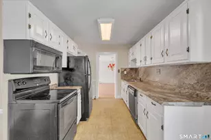 12 Sunnieside Dr, East Lyme, CT 06357 - Photo 13