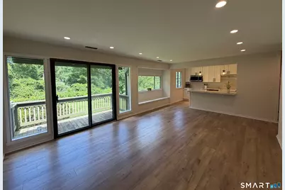 176 Heritage Village #D, Southbury, CT 06488 - Photo 3