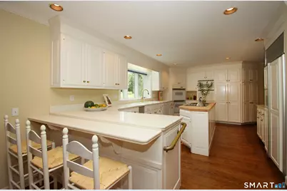 45 Longview Road, Avon, CT 06001 - Photo 15