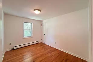 2 Johnnie Ct, Ledyard, CT 06339 - Photo 7
