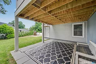 14 Rockland Pl, Greenwich, CT 06831 - Photo 25