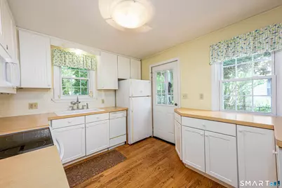 50 Albert Road, Hamden, CT 06514 - Photo 11