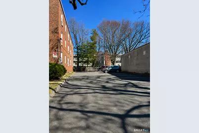 18 Sherman Street, Hartford, CT 06105 - Photo 3