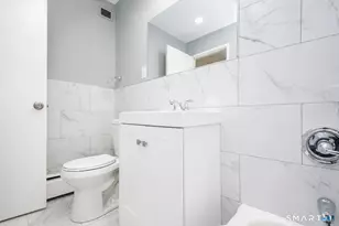 18 Sherman St, Hartford, CT 06105 - Photo 11