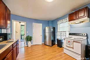 2 Hazel St, Waterbury, CT 06704 - Photo 5