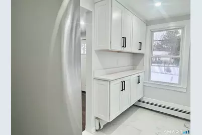 100 Holmes Avenue #1st Fl (Left door), Darien, CT 06820 - Photo 5