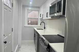 100 Holmes Ave, Darien, CT 06820 - Photo 7