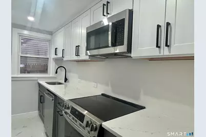 100 Holmes Avenue #1st Fl (Left door), Darien, CT 06820 - Photo 1