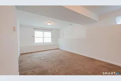 45 Daytona Street, West Haven, CT 06516 - Photo 27