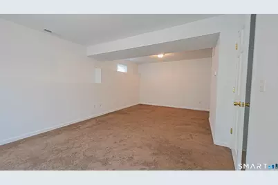 45 Daytona Street, West Haven, CT 06516 - Photo 19
