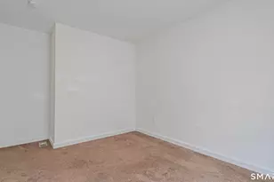 45 Daytona St, West Haven, CT 06516 - Photo 15