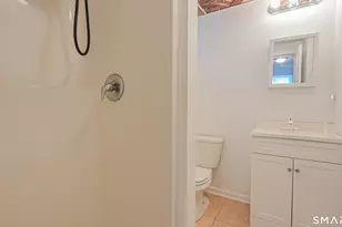 45 Daytona St, West Haven, CT 06516 - Photo 23